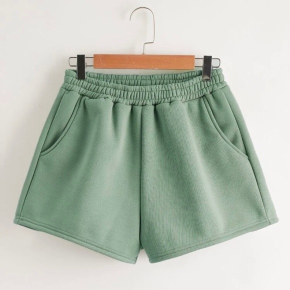 SHEIN Sweat Shorts - Picture 1 of 6